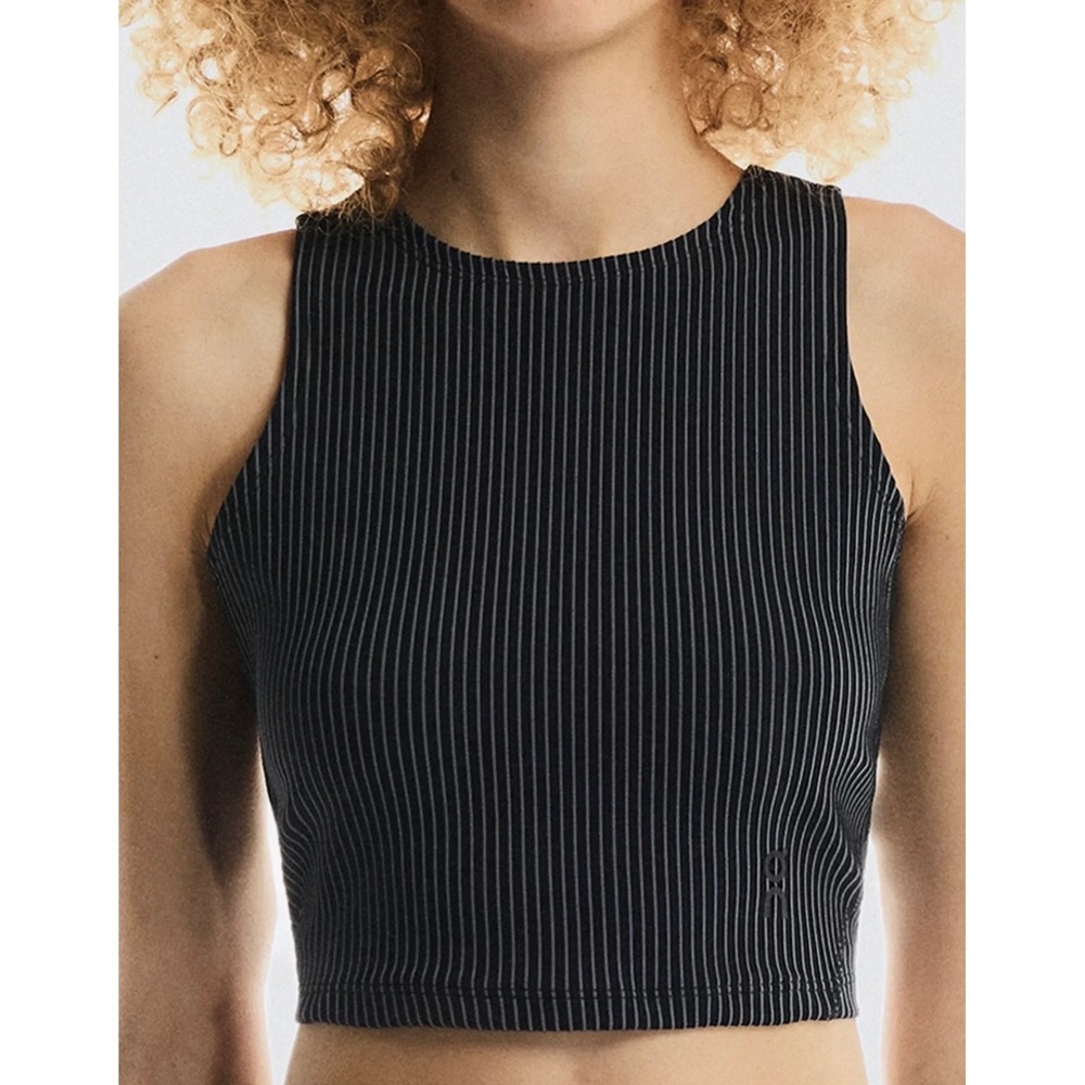 On Running All Day Ribbed Crop Top Stripe Racerback Black Womens Medium